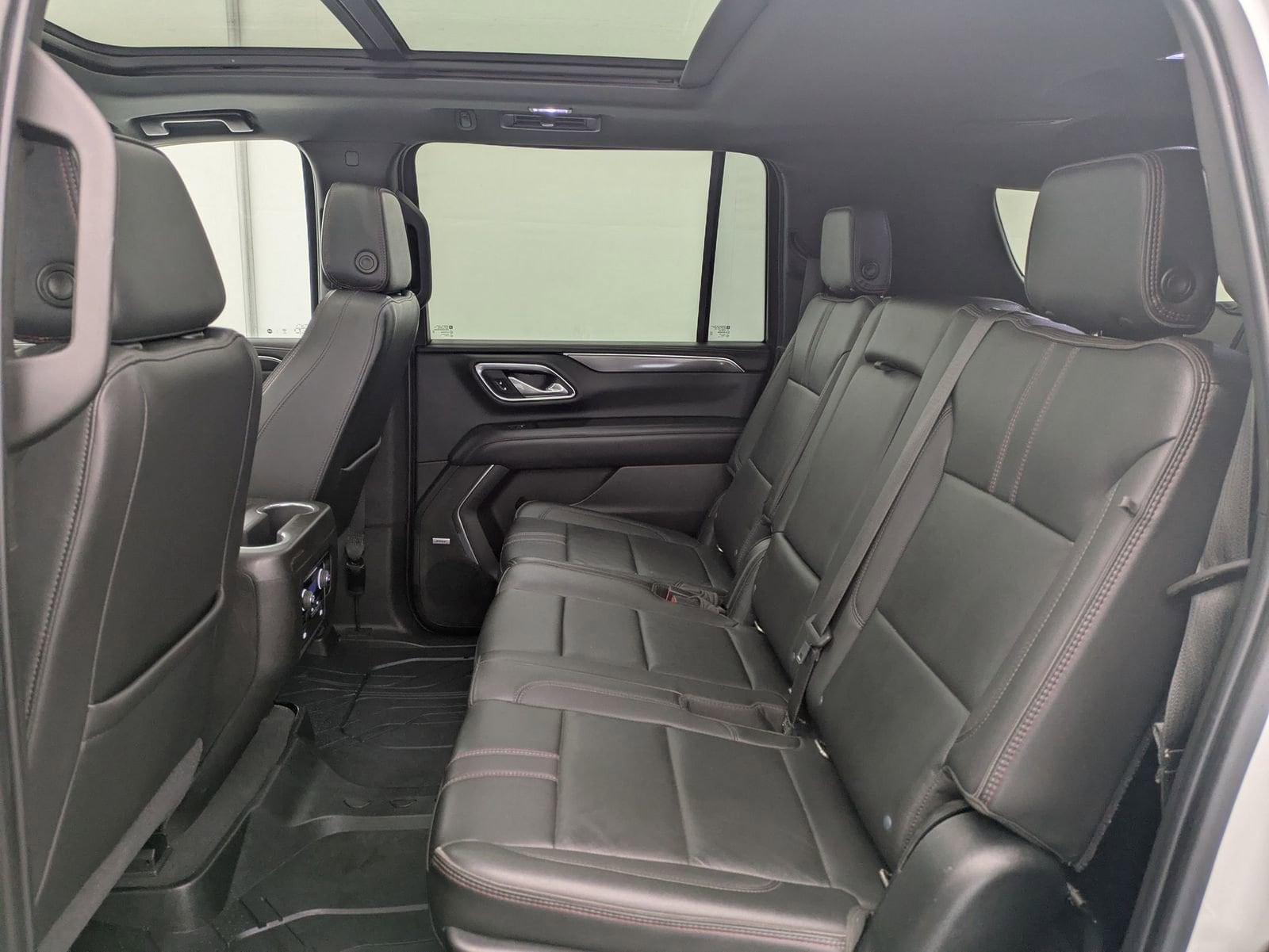 Thumbnail: 2021 Chevrolet Suburban - 21