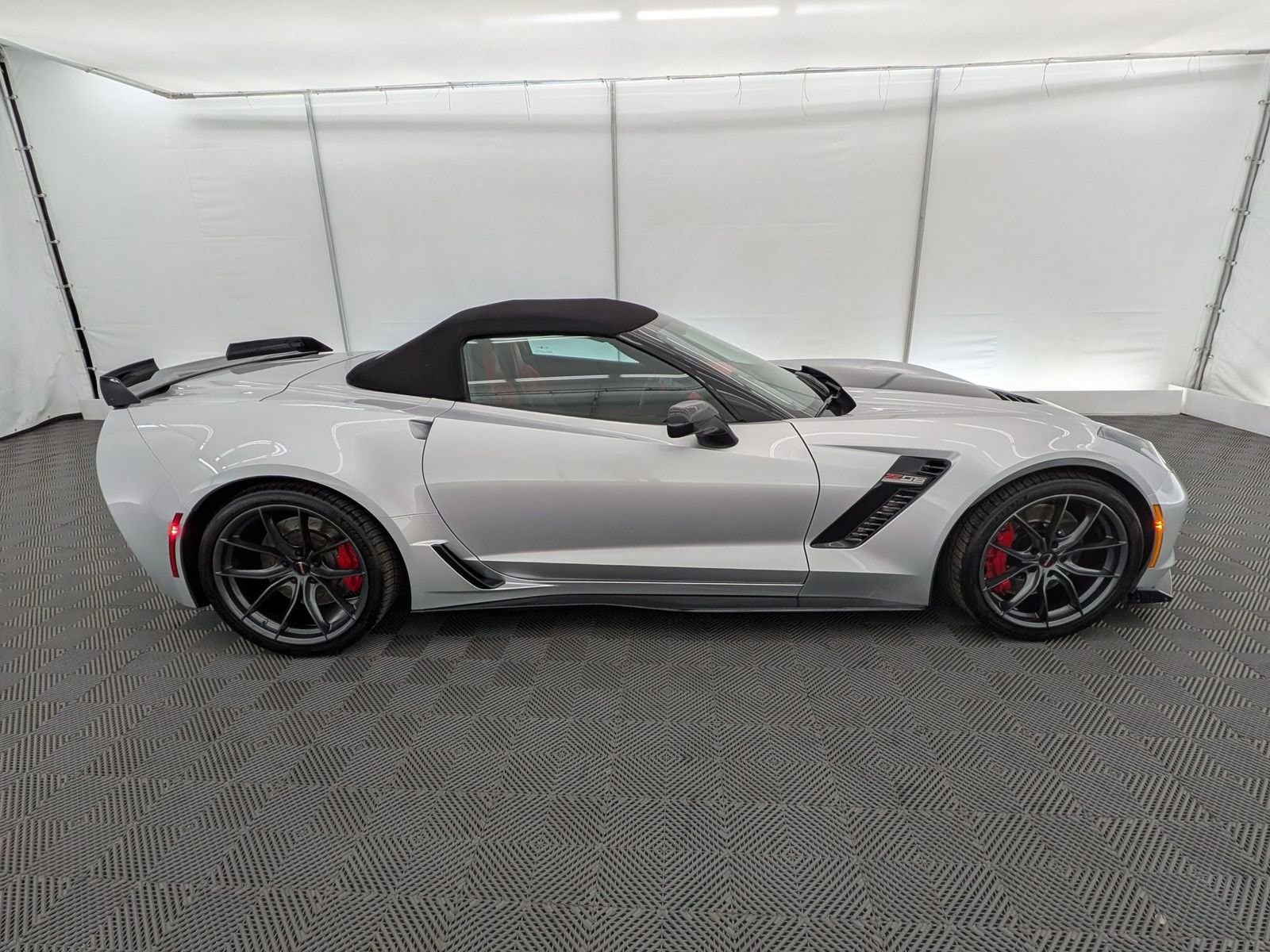 Thumbnail: 2019 Chevrolet Corvette - 6