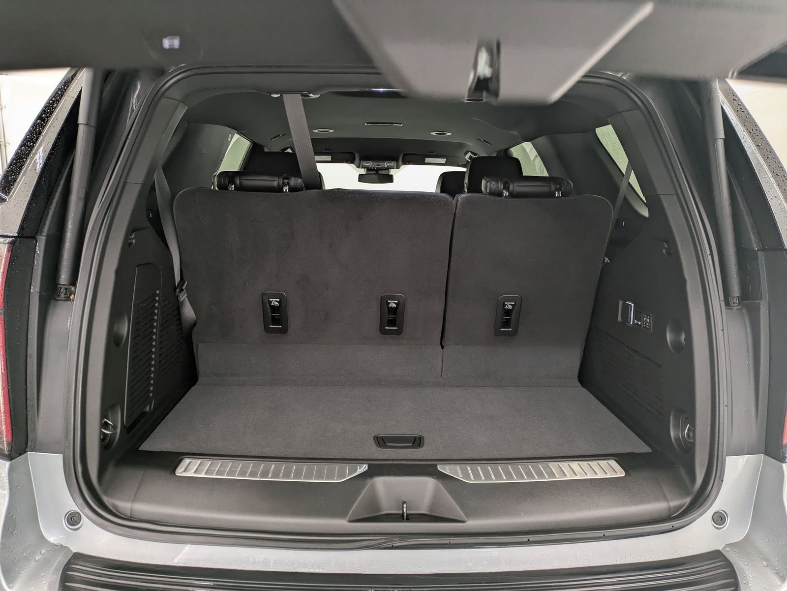 Thumbnail: 2024 Chevrolet Tahoe - 33