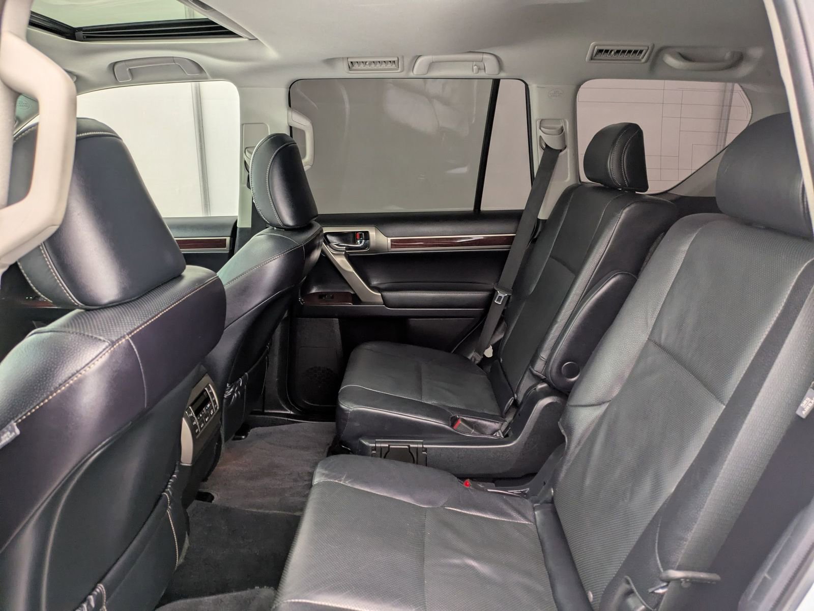 Thumbnail: 2018 Lexus GX - 20