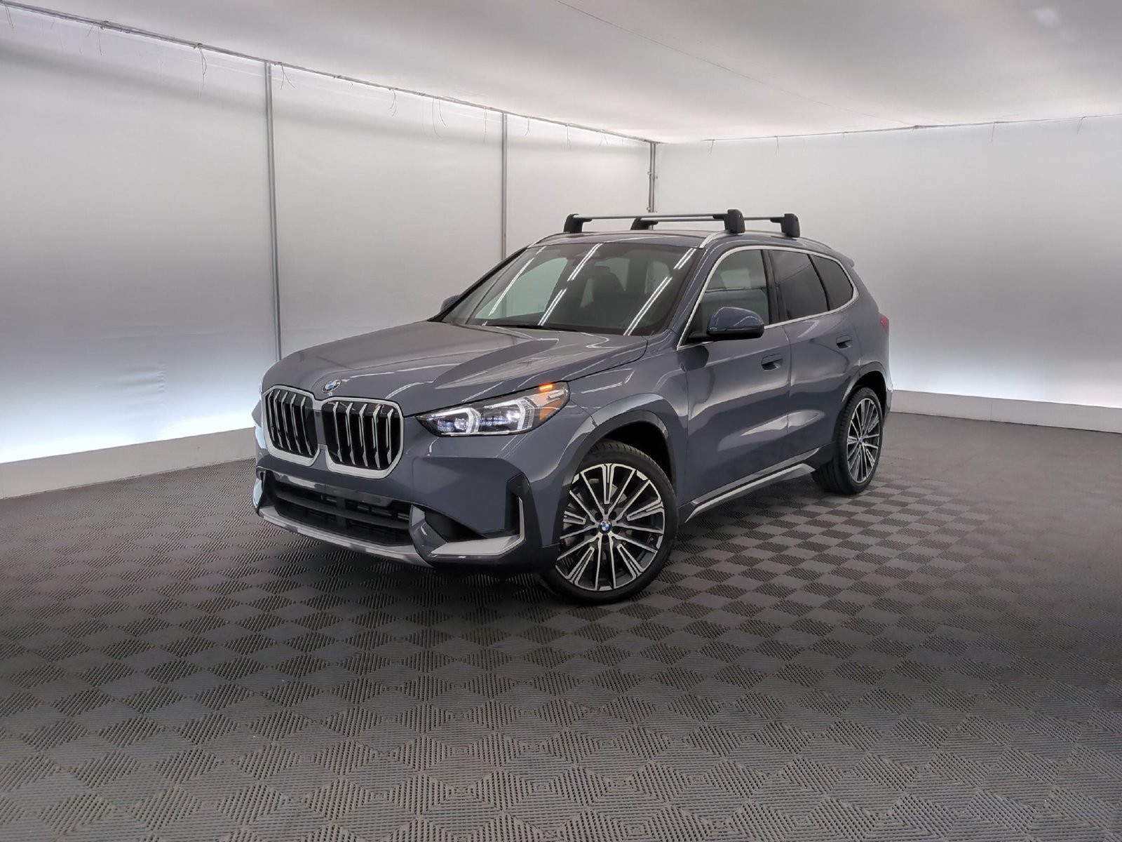 2025 BMW X1