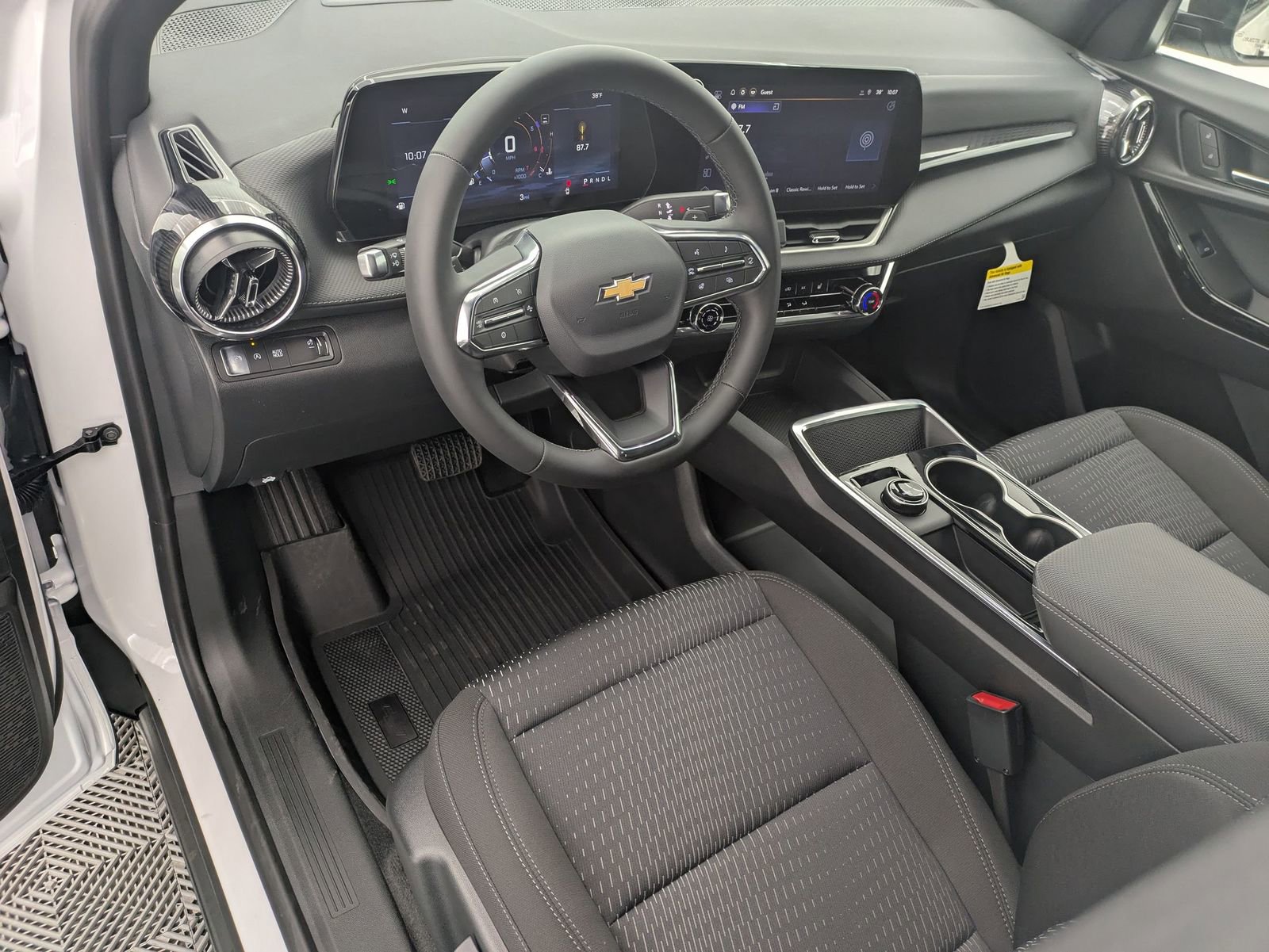 Thumbnail: 2026 Chevrolet Equinox - 2