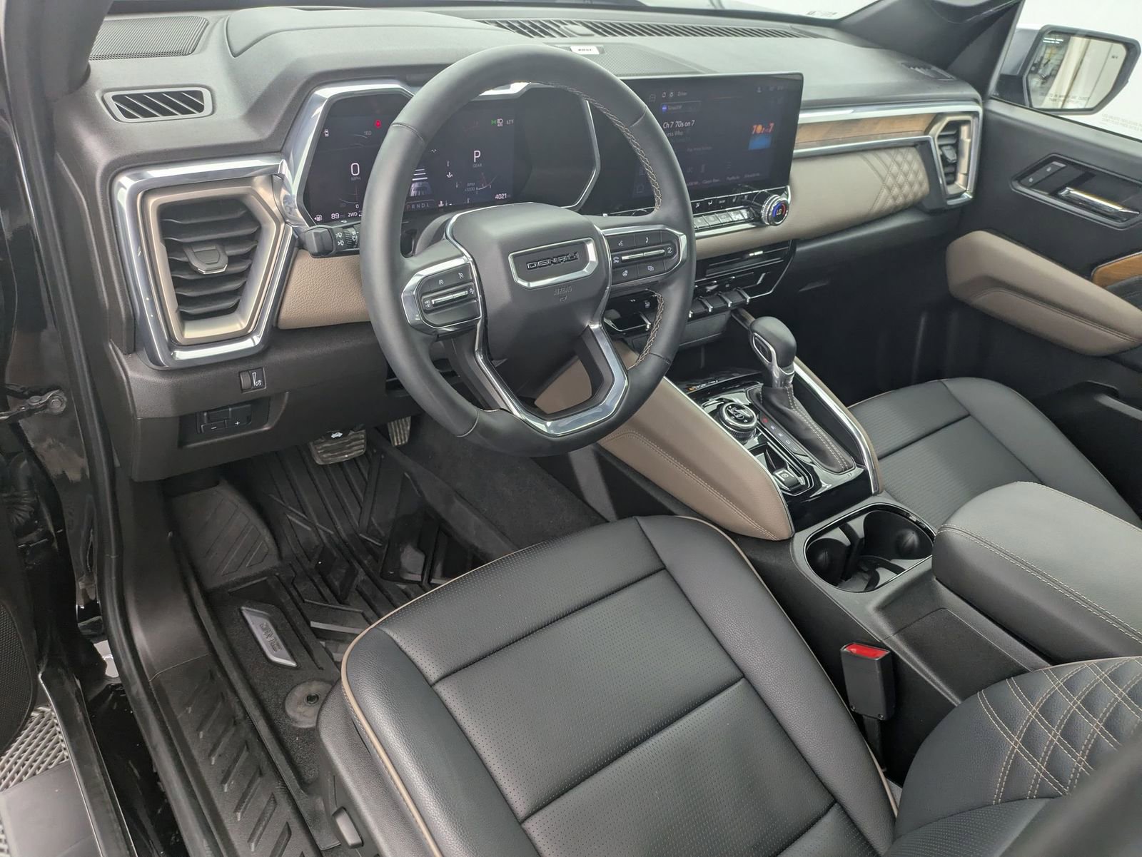 Thumbnail: 2025 GMC Canyon - 2