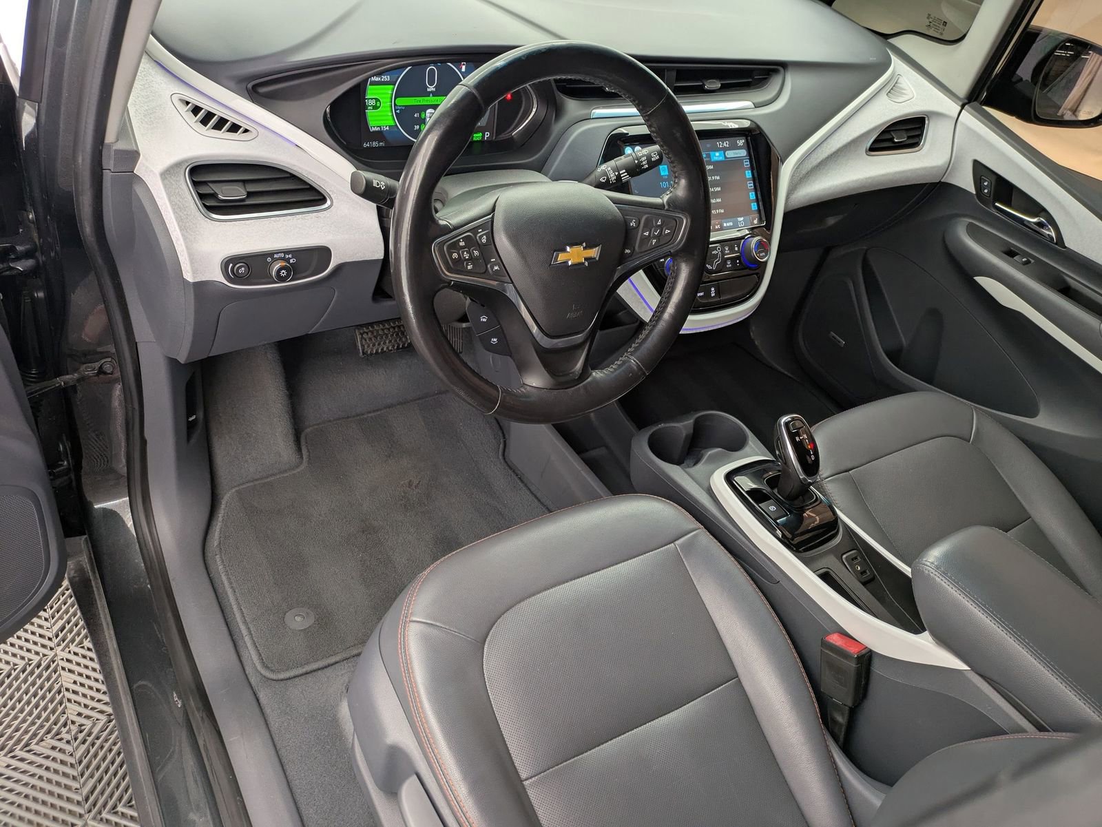 Used 2019 Chevrolet Bolt EV Premier with VIN 1G1FZ6S09K4116155 for sale in Spokane, WA