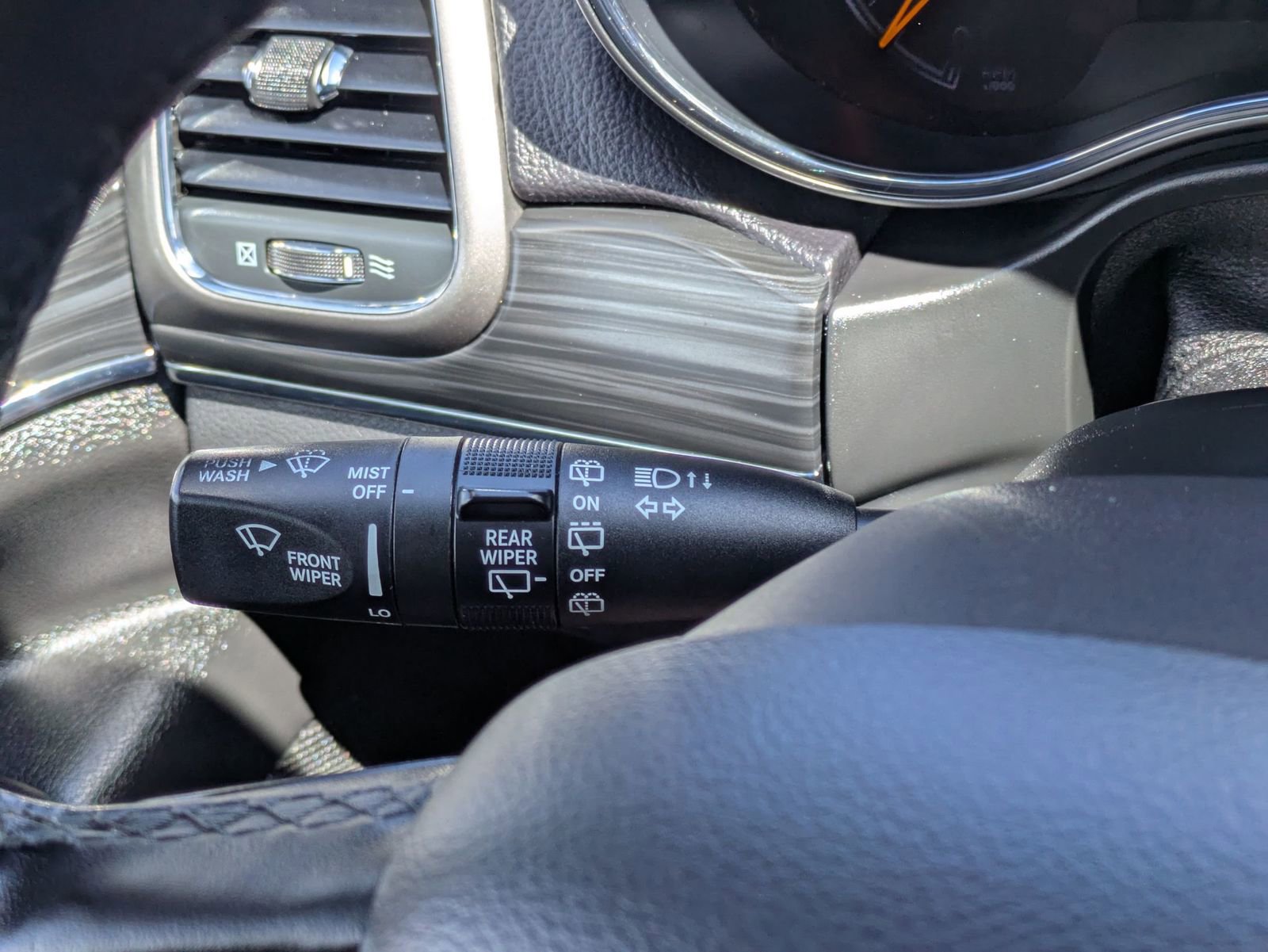 Thumbnail: 2019 Jeep Grand Cherokee - 26