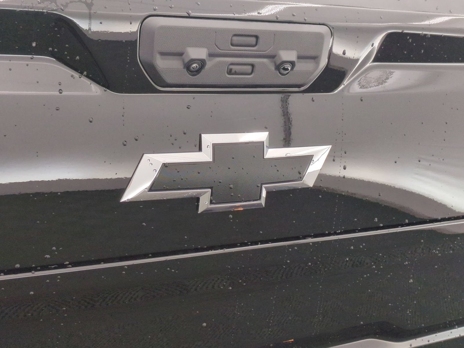 2026 Chevrolet Silverado 1500 ZR2 - Photo 11