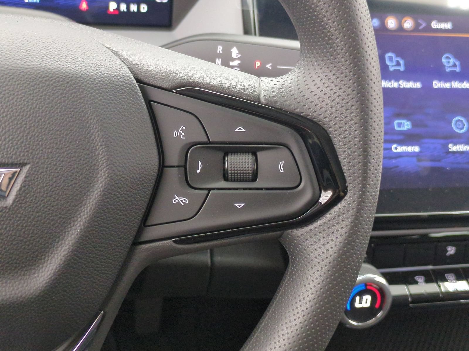 2027 Chevrolet Bolt LT - Photo 23