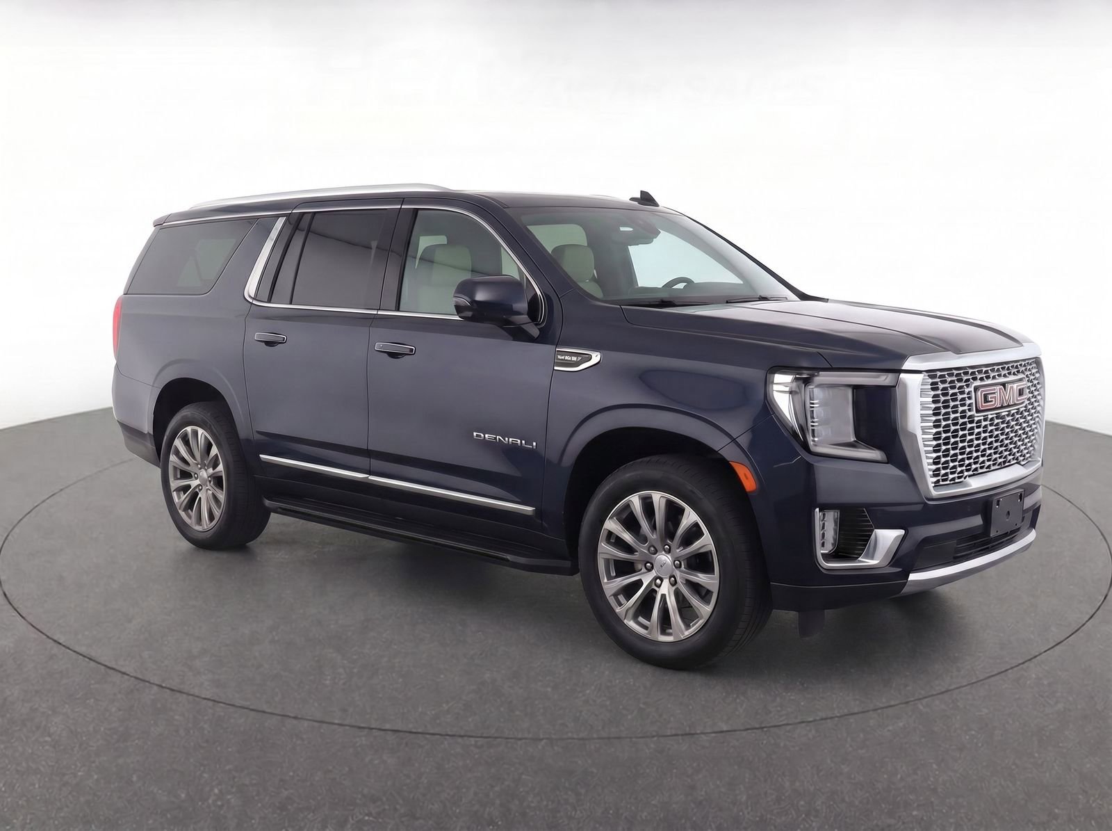 2024 GMC Yukon Denali's photo