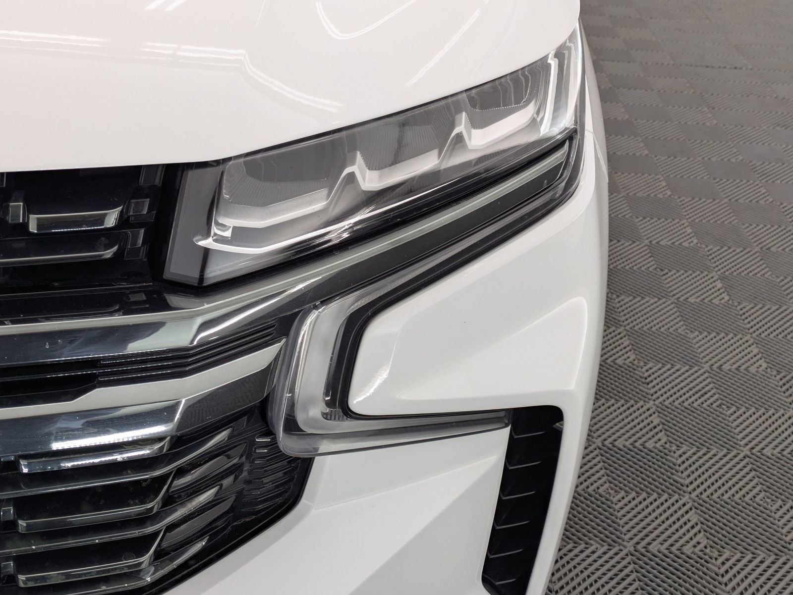 Thumbnail: 2021 Chevrolet Suburban - 10
