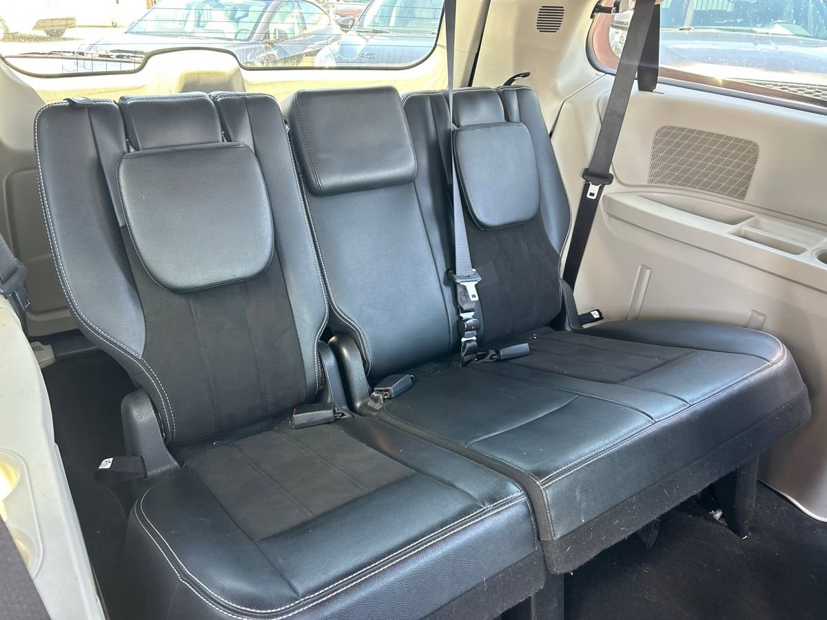 Thumbnail: 2019 Dodge Grand Caravan - 7