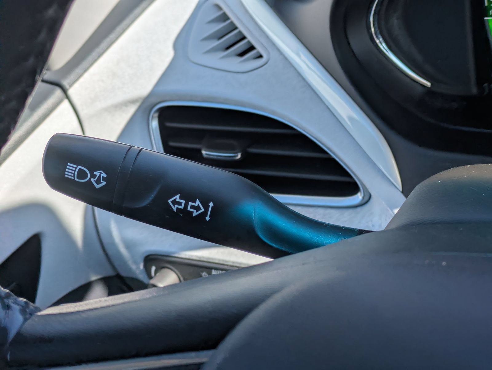 Thumbnail: 2019 Chevrolet Bolt EV - 26