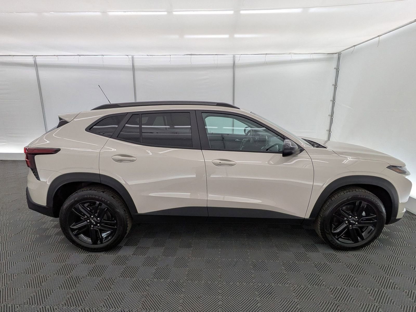 Thumbnail: 2026 Chevrolet Trax - 7