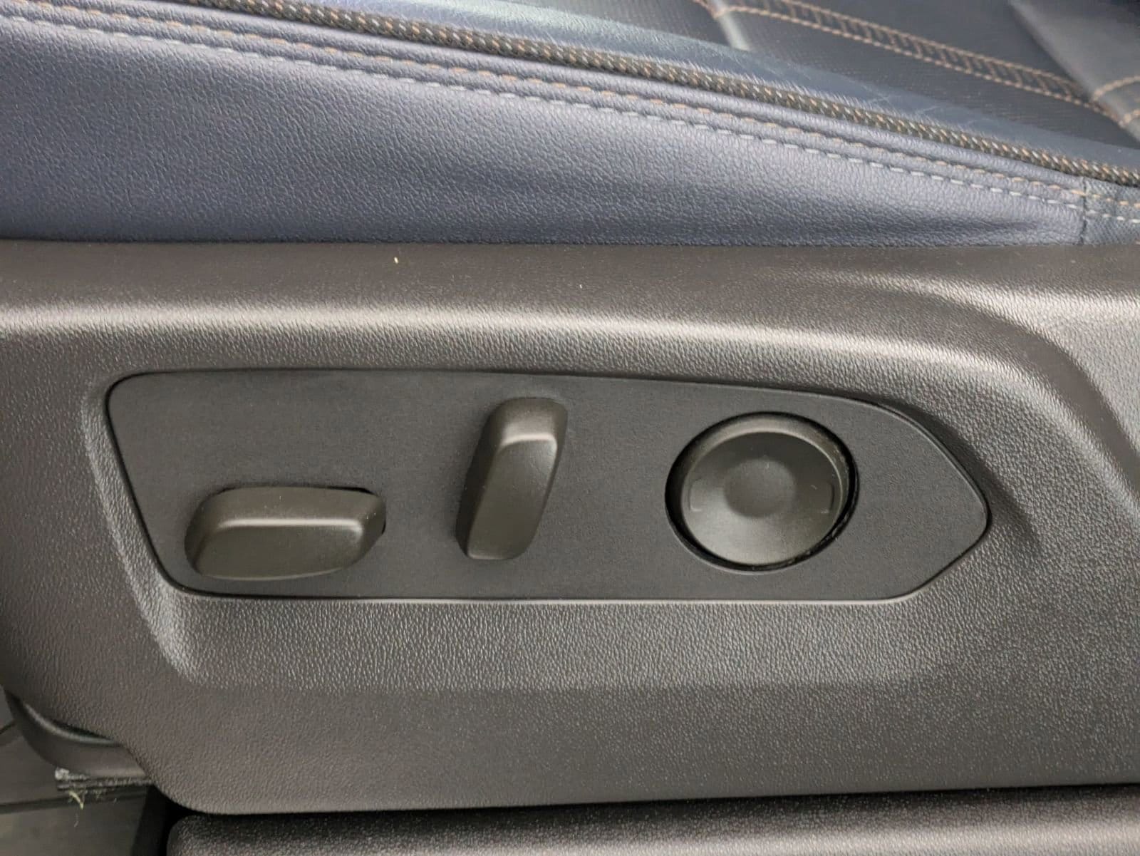 Thumbnail: 2024 Chevrolet Silverado 1500 - 18