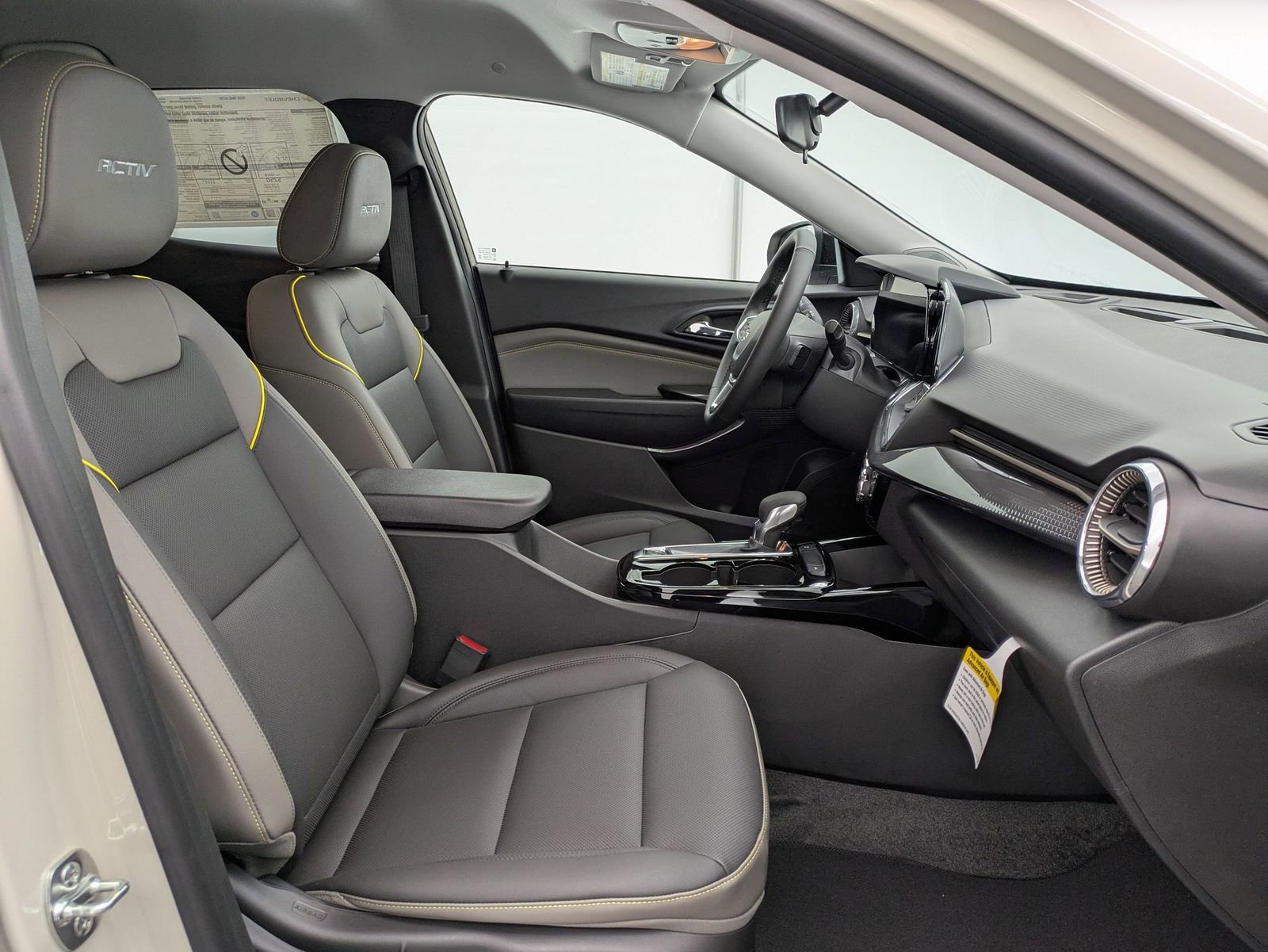 Thumbnail: 2026 Chevrolet Trax - 22