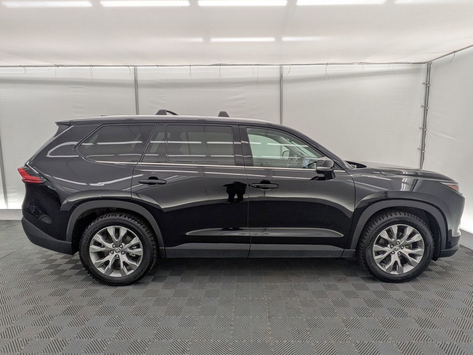 Thumbnail: 2024 Toyota Grand Highlander - 7