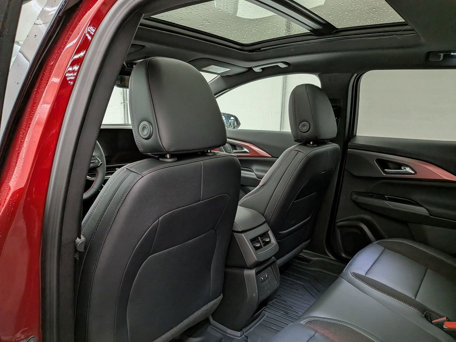 2026 Chevrolet Equinox EV RS - Photo 19
