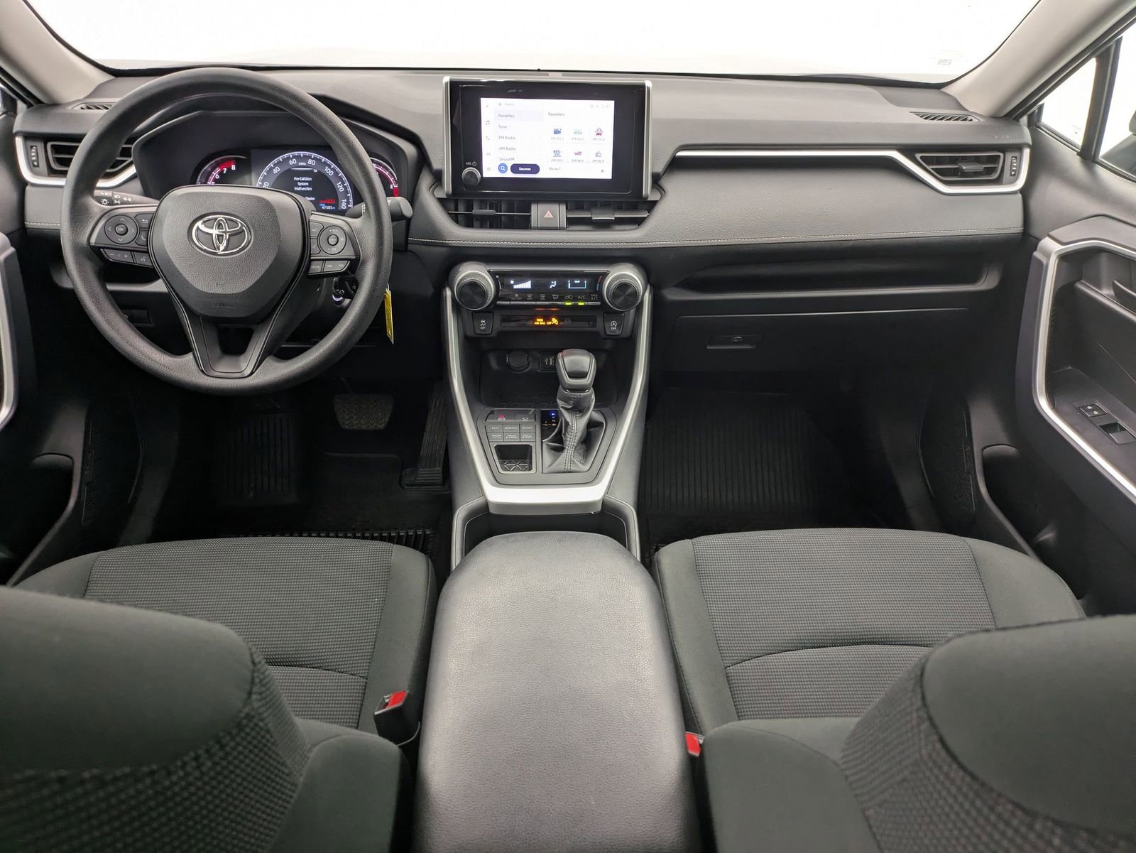 Thumbnail: 2024 Toyota RAV4 - 15