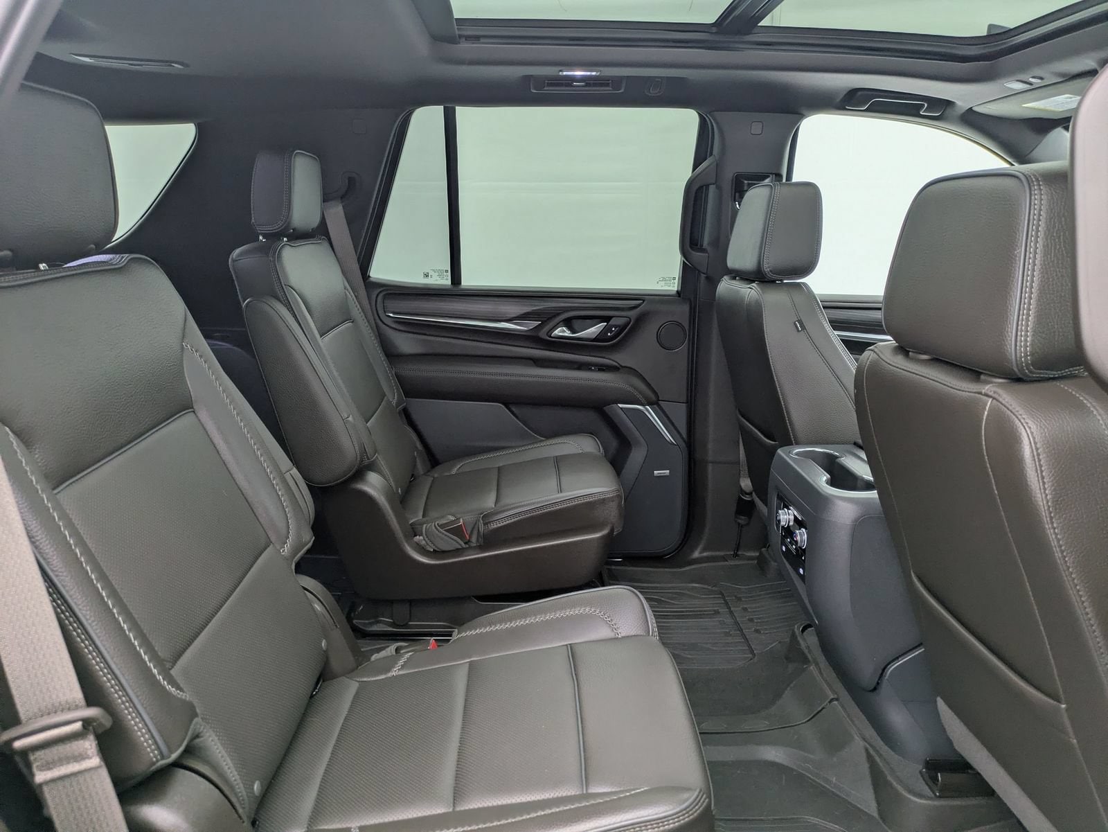 Thumbnail: 2023 GMC Yukon - 23