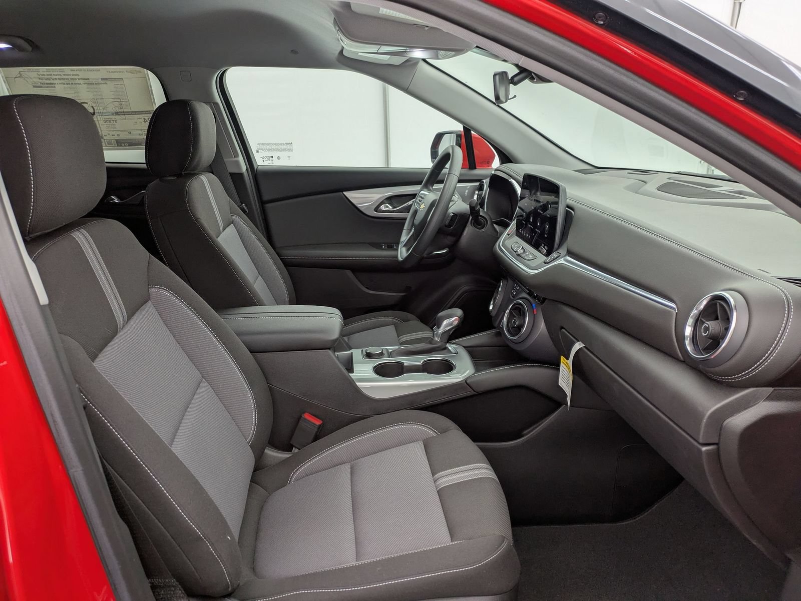 2025 Chevrolet Blazer 2LT - Photo 22