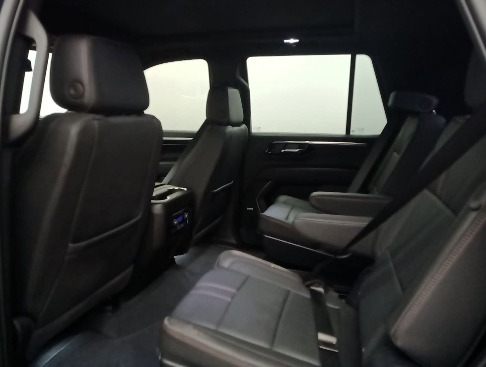 Thumbnail: 2025 Chevrolet Tahoe - 7