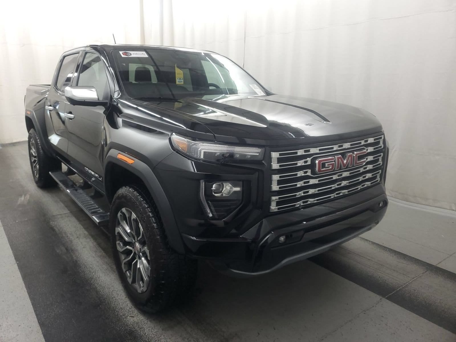 2026 GMC Canyon Denali 4WD Crew Cab Short Box's photo