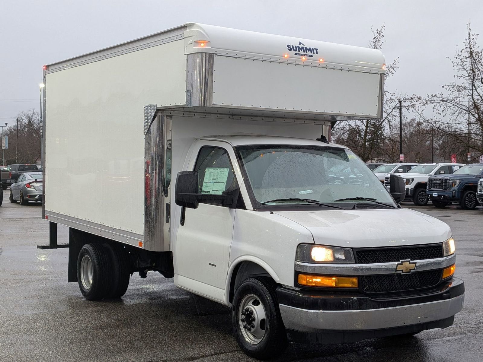 Thumbnail: 2024 Chevrolet Express - 9