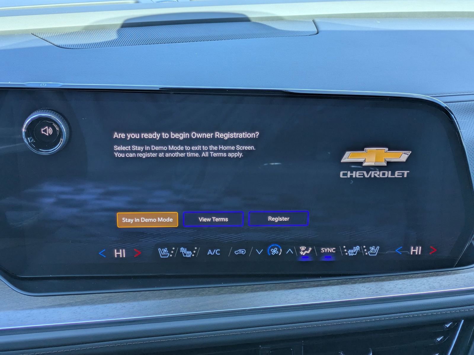 Thumbnail: 2026 Chevrolet Suburban - 28