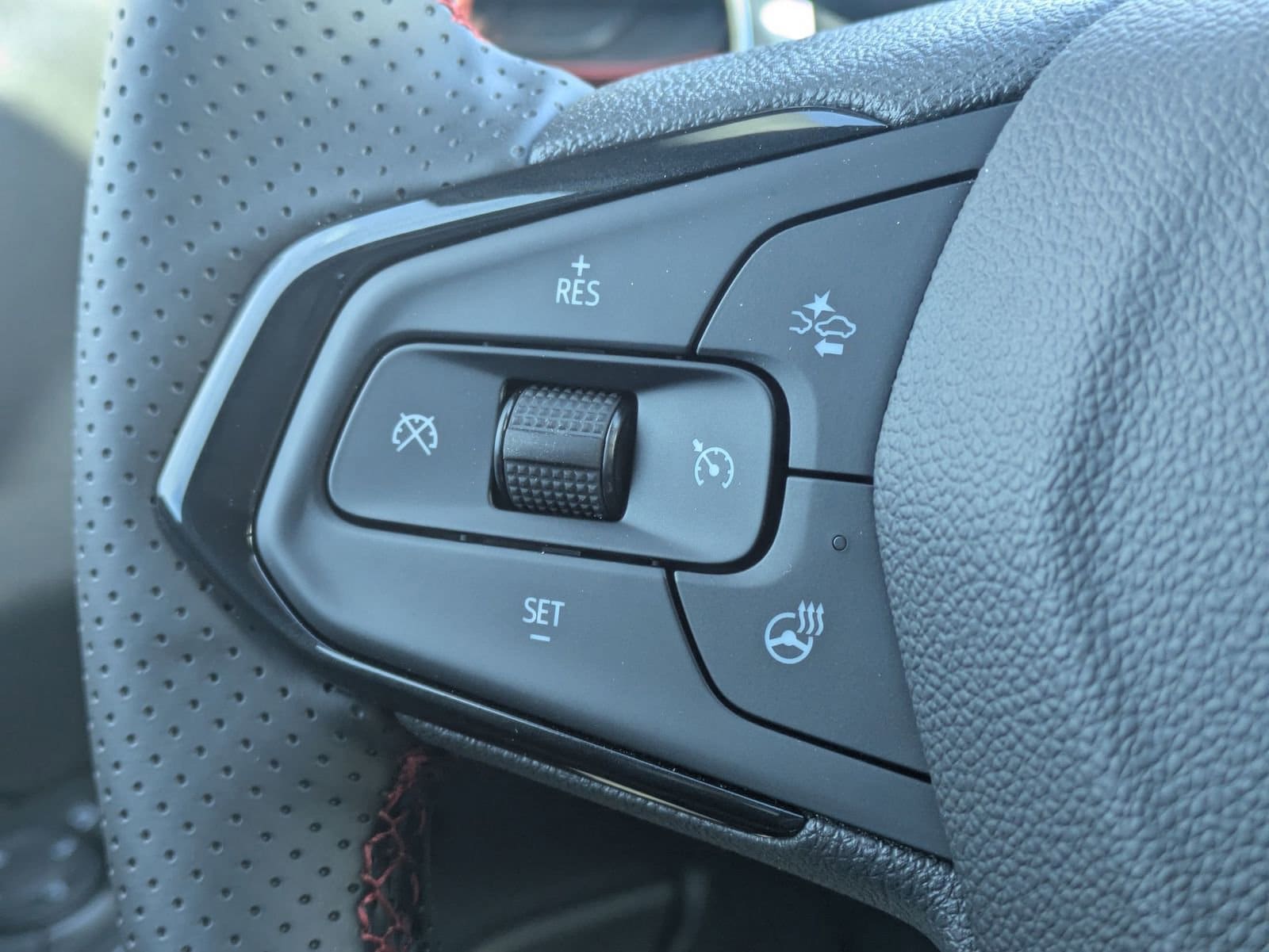Thumbnail: 2026 Chevrolet Trax - 24