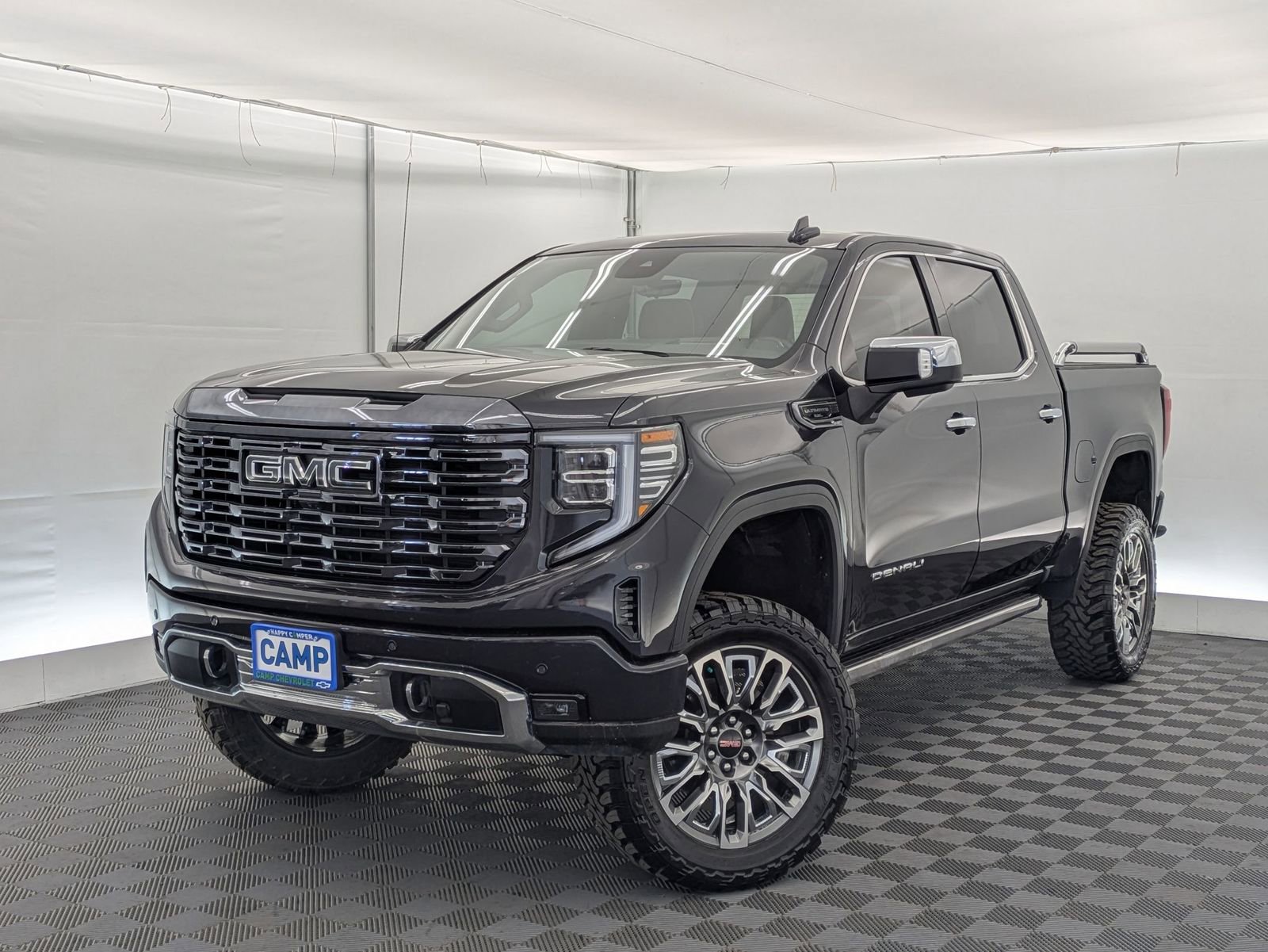 2024 GMC Sierra Denali Ultimate 4WD Crew Cab Short Box's photo