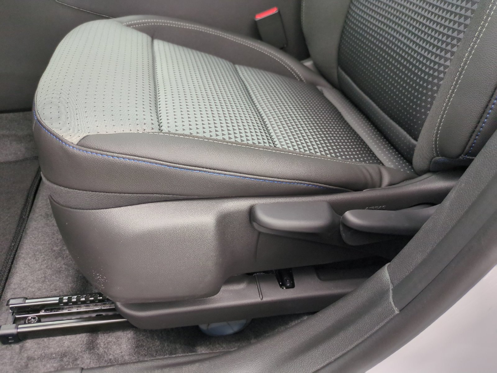 2026 Chevrolet Trax LT - Photo 16