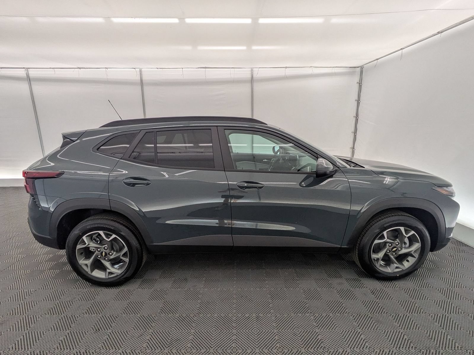 Thumbnail: 2026 Chevrolet Trax - 7