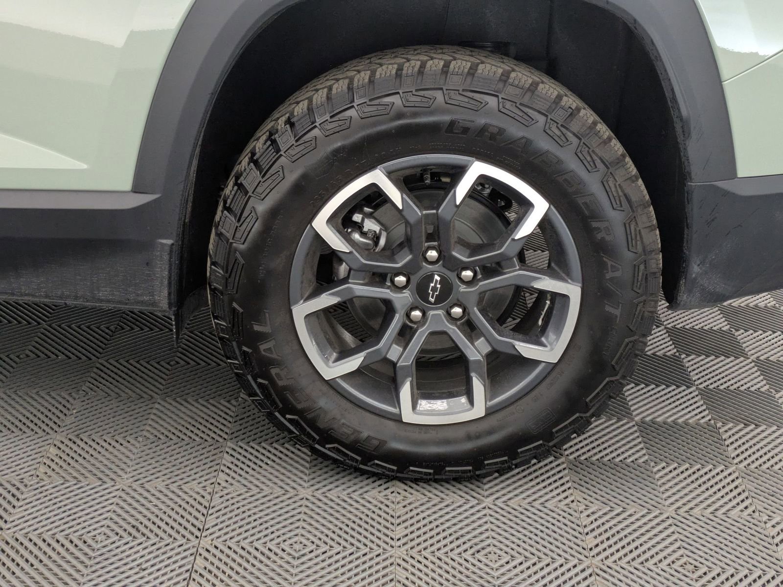 Thumbnail: 2026 Chevrolet Equinox - 15