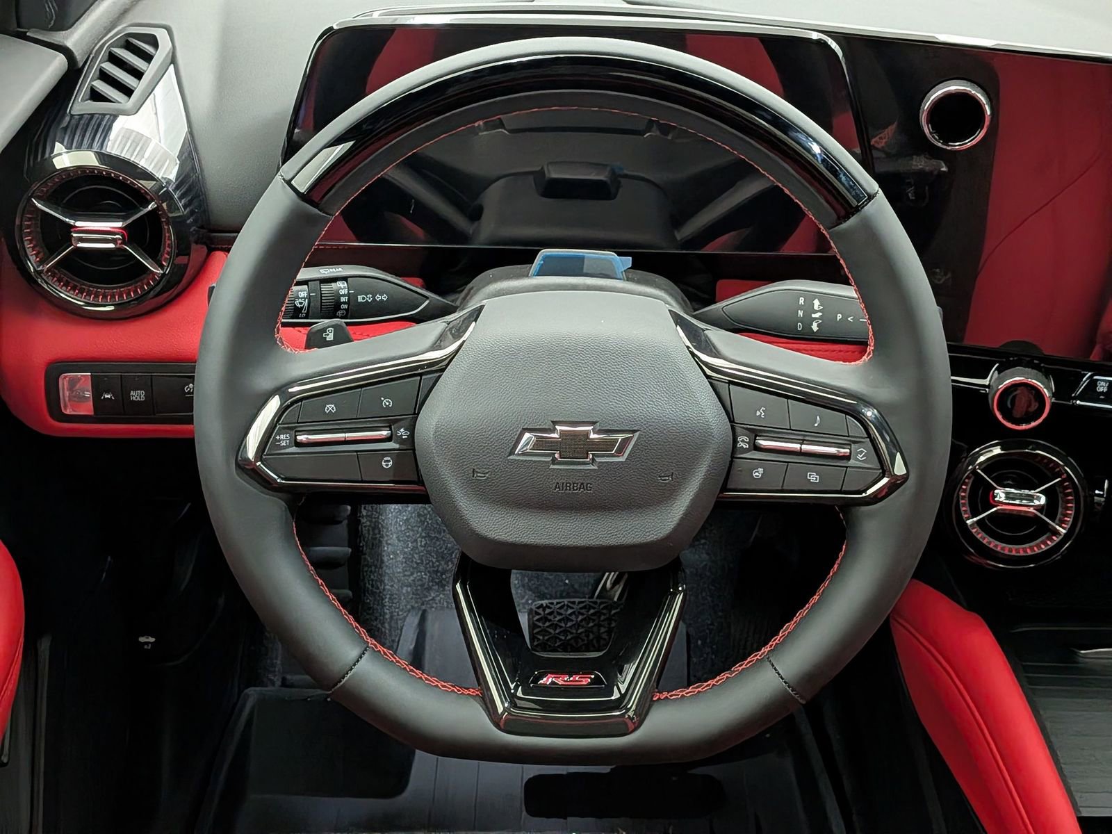 Thumbnail: 2026 Chevrolet Blazer EV - 24