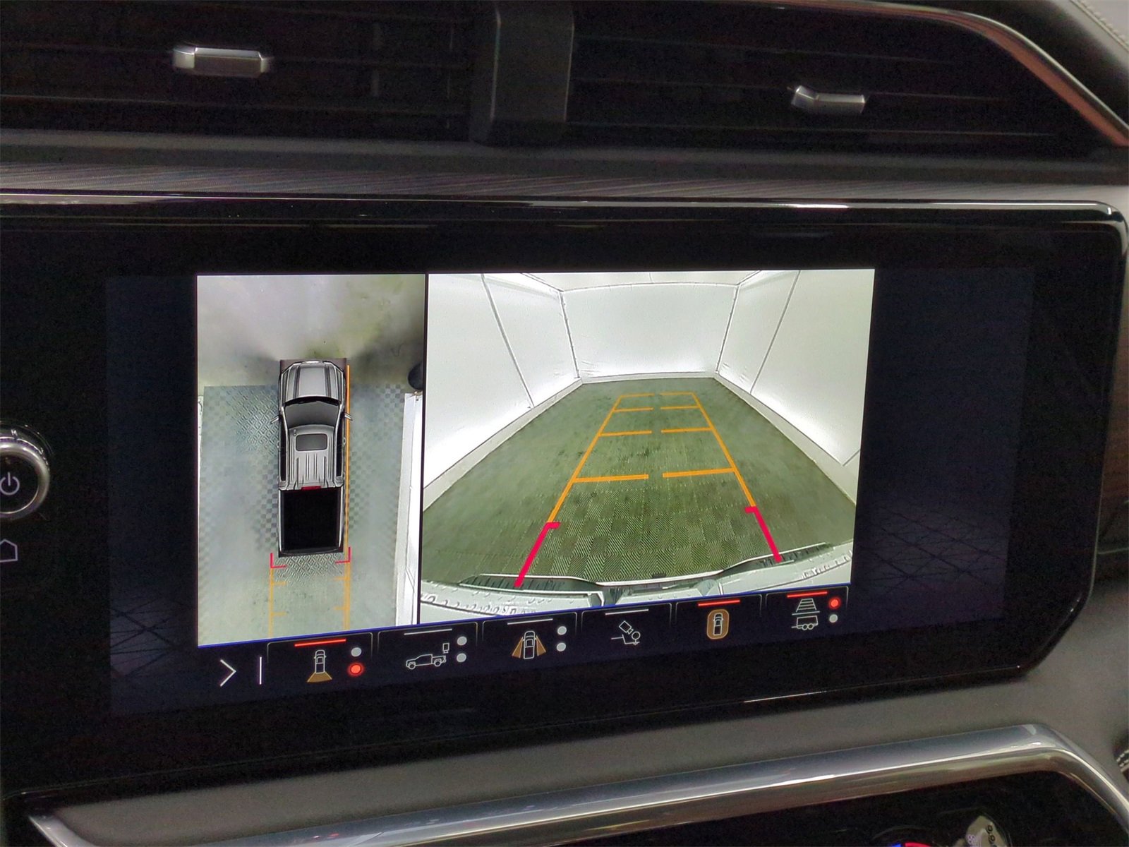 Thumbnail: 2025 GMC Sierra 1500 - 27