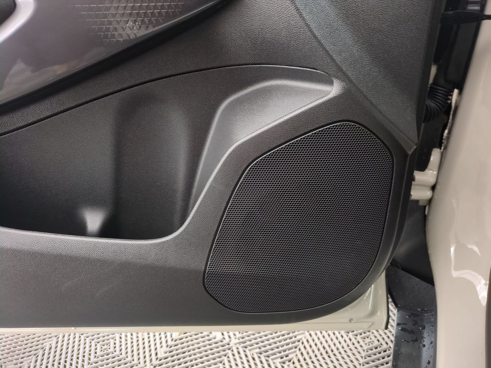 2026 Chevrolet Trax Activ - Photo 28