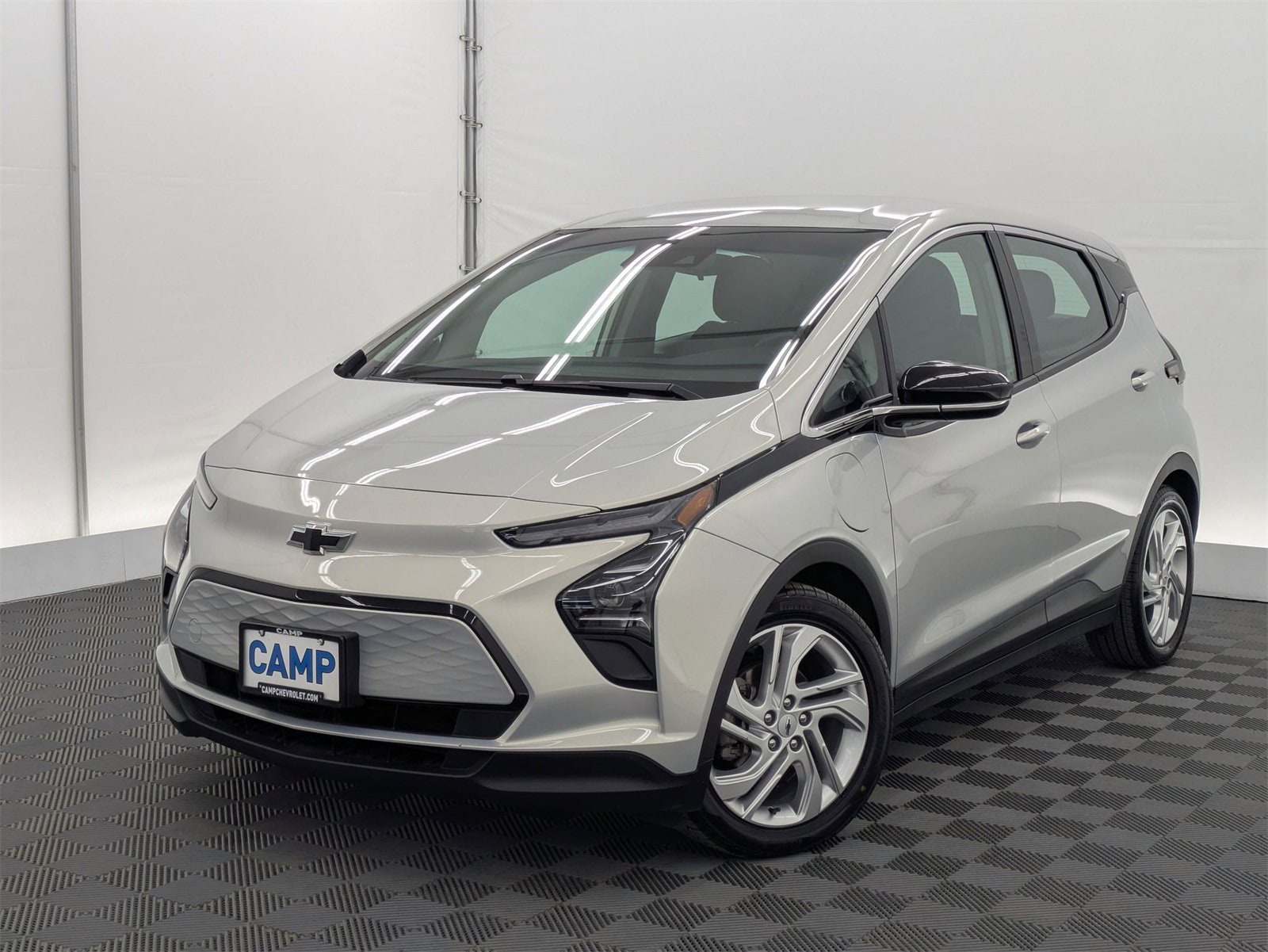 Thumbnail: 2022 Chevrolet Bolt EV - 1