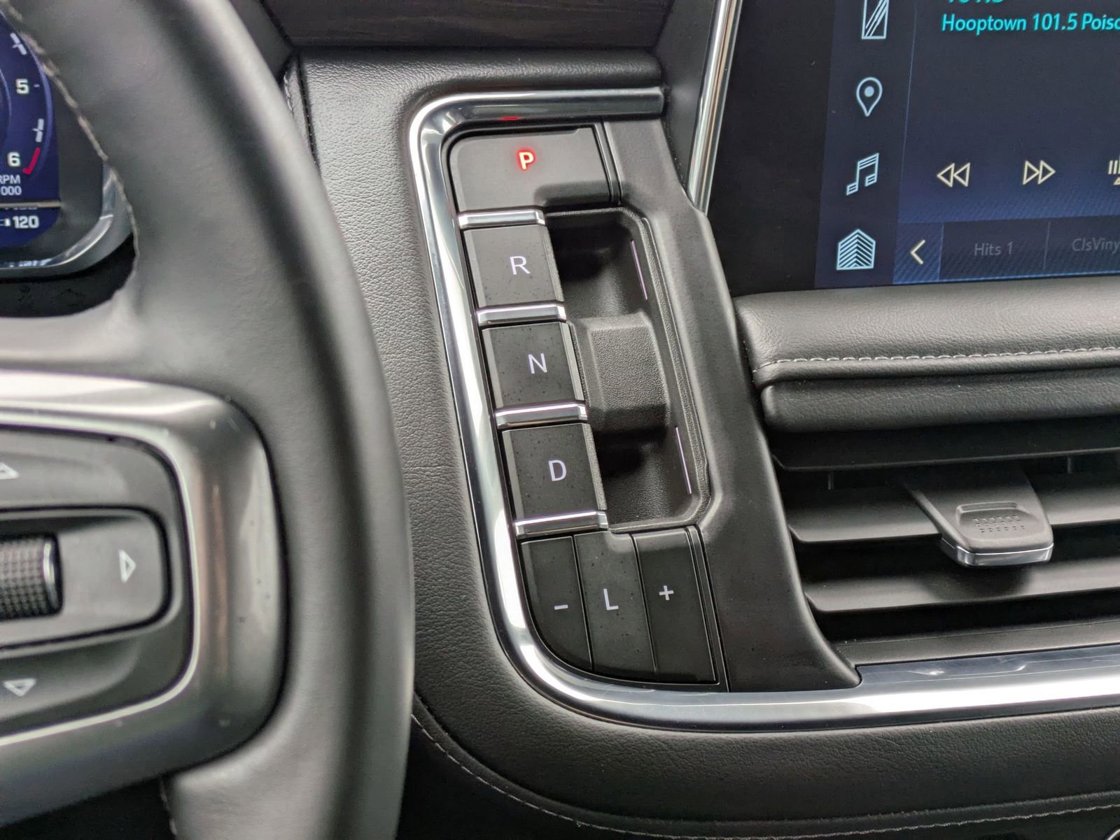 Thumbnail: 2024 Chevrolet Tahoe - 31