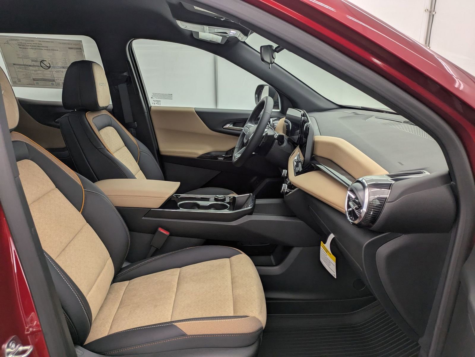 Thumbnail: 2026 Chevrolet Equinox - 23