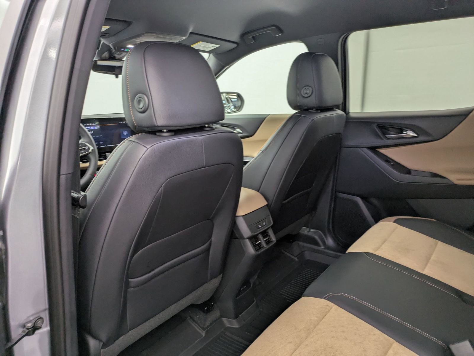 Thumbnail: 2026 Chevrolet Equinox - 19
