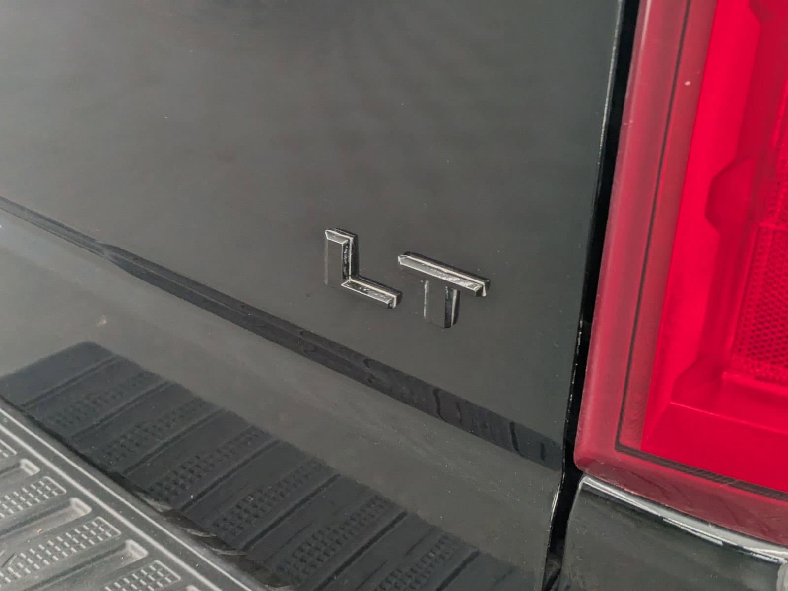 Thumbnail: 2021 Chevrolet Silverado 1500 - 12