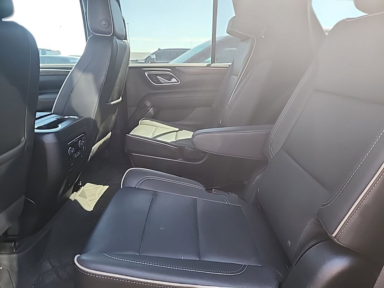 Thumbnail: 2023 Chevrolet Tahoe - 6