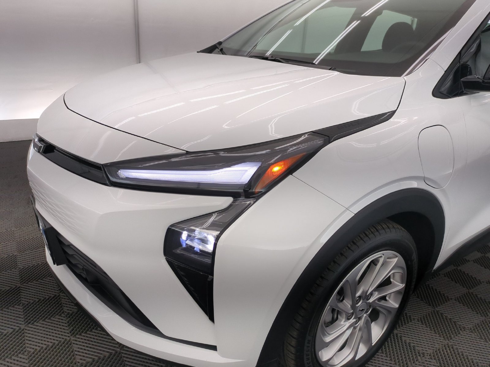 2027 Chevrolet Bolt LT - Photo 10