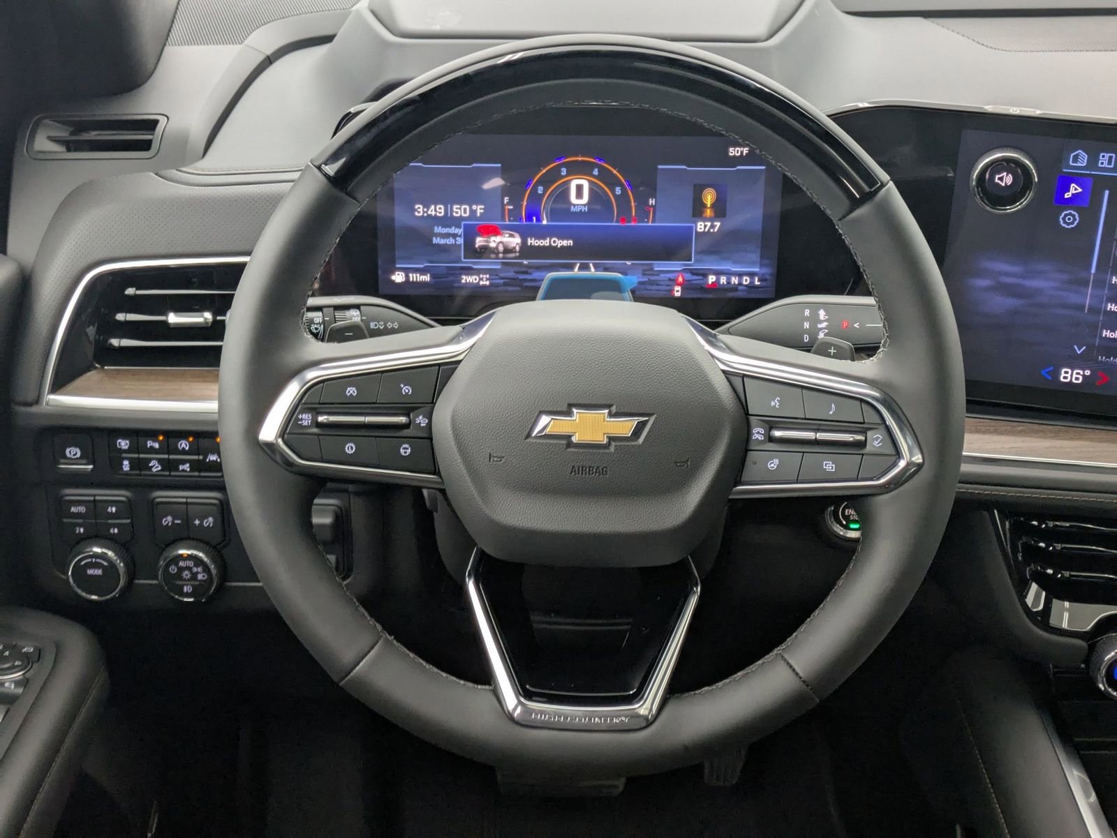 Thumbnail: 2026 Chevrolet Suburban - 24