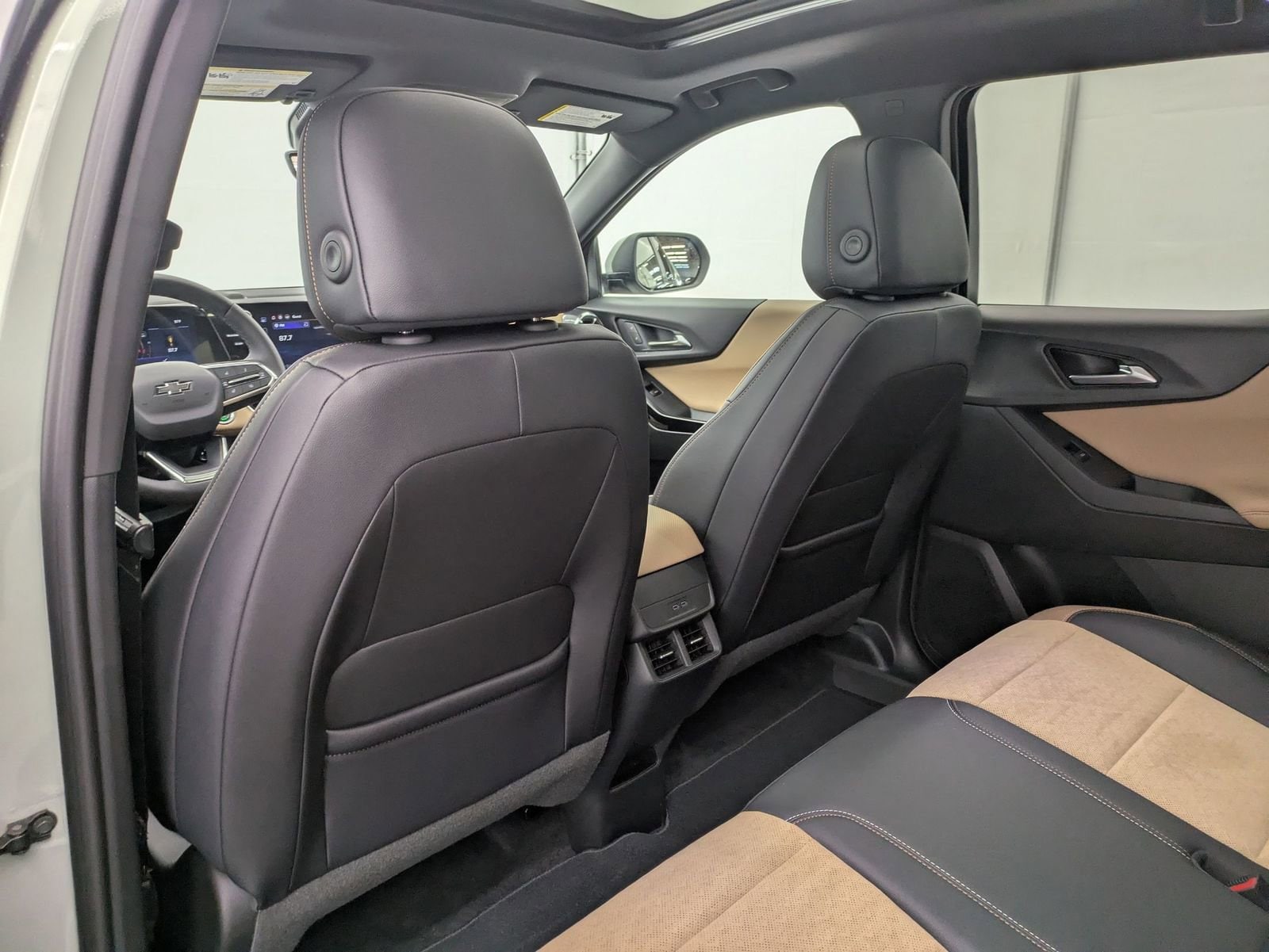 Thumbnail: 2026 Chevrolet Equinox - 20