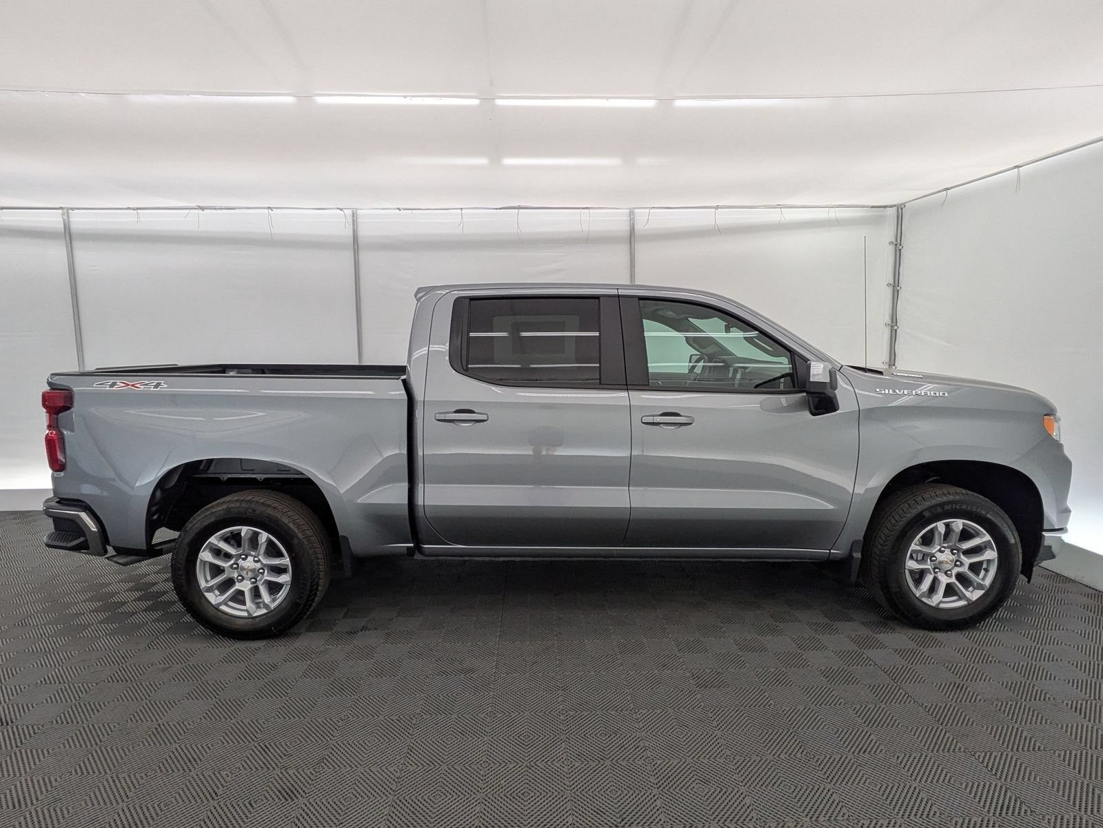 2026 Chevrolet Silverado 1500 LT - Photo 7