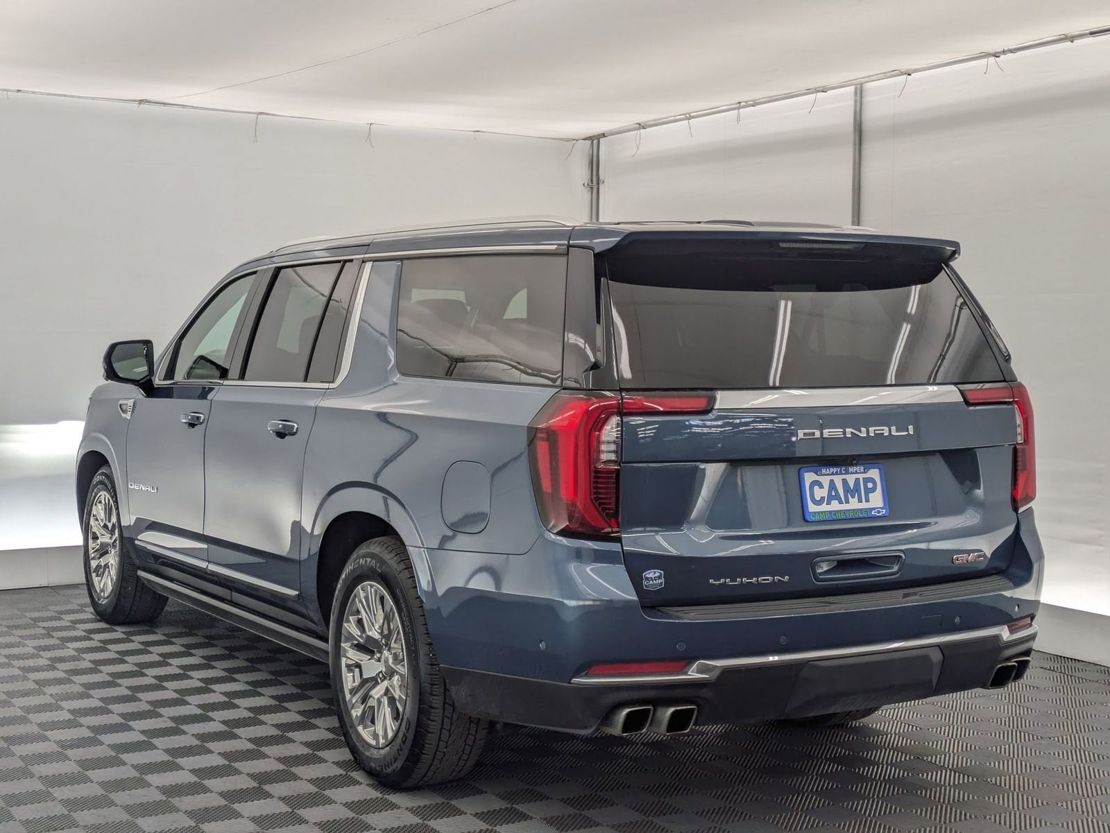Thumbnail: 2025 GMC Yukon XL - 3