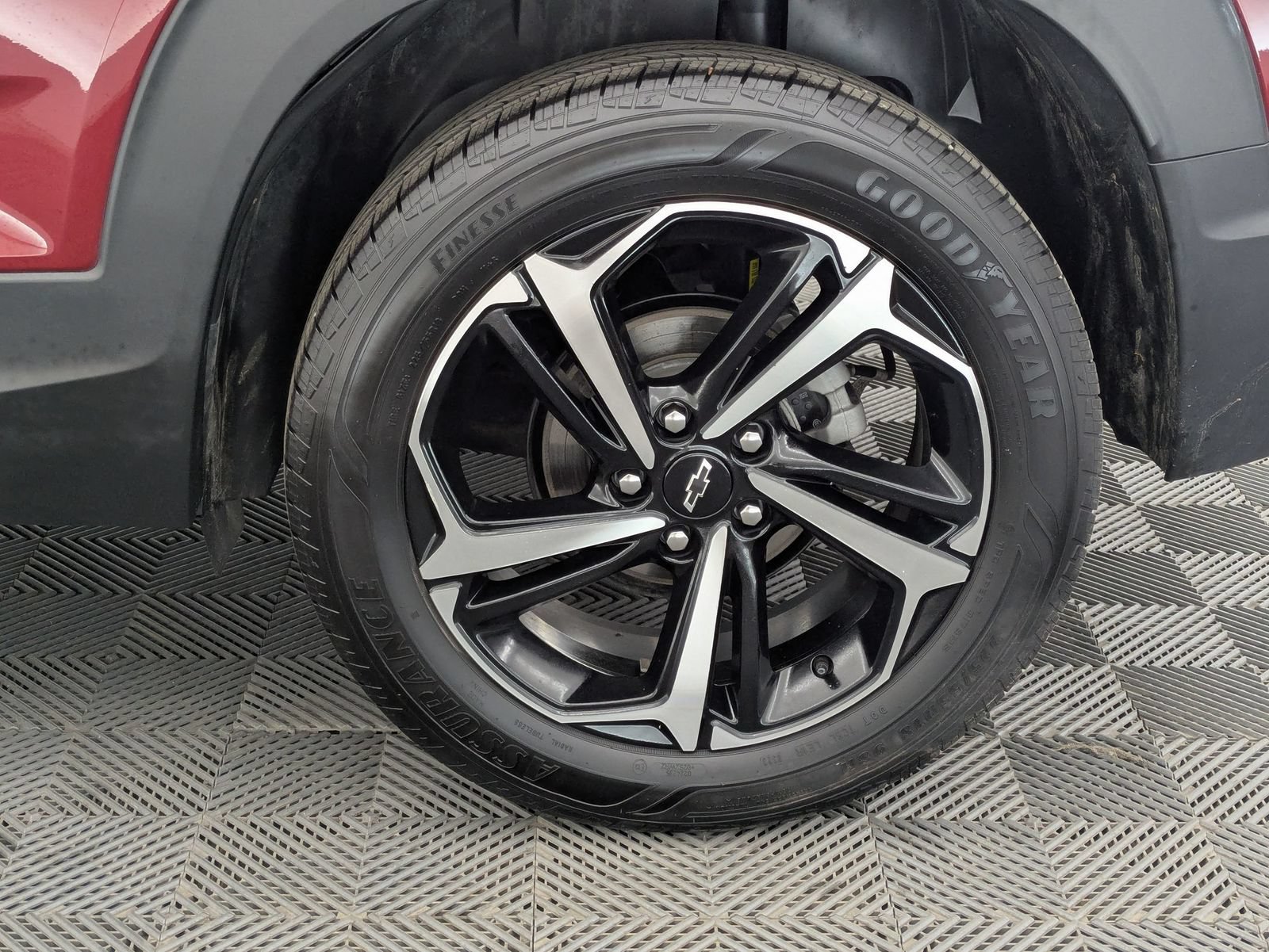 Thumbnail: 2023 Chevrolet TrailBlazer - 13