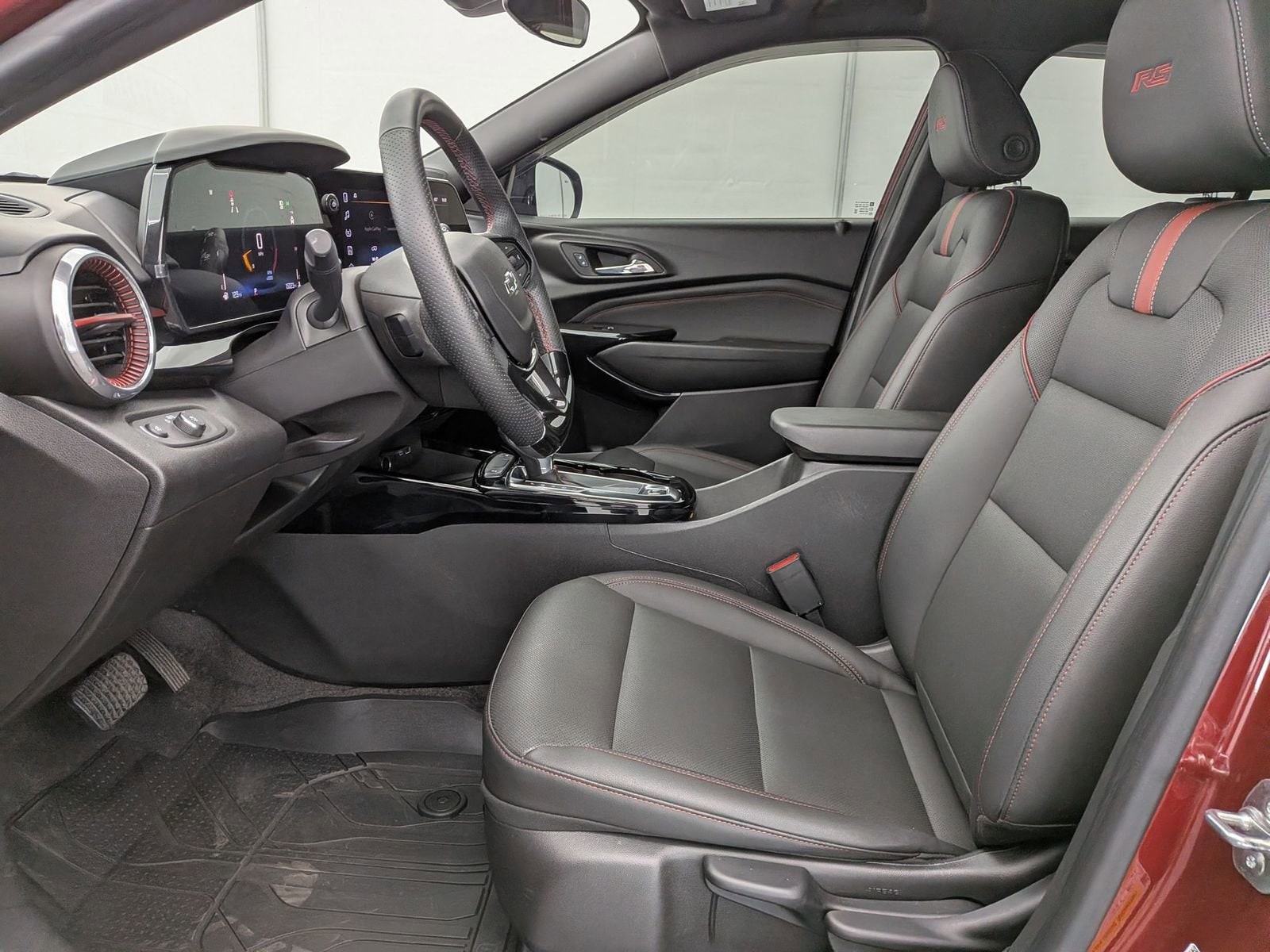 Thumbnail: 2025 Chevrolet Trax - 16