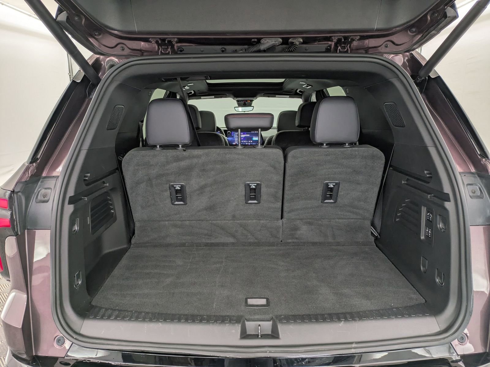 Thumbnail: 2024 Chevrolet Traverse - 33