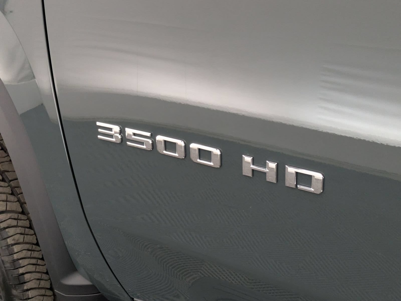 Thumbnail: 2026 Chevrolet Silverado 3500 - 11